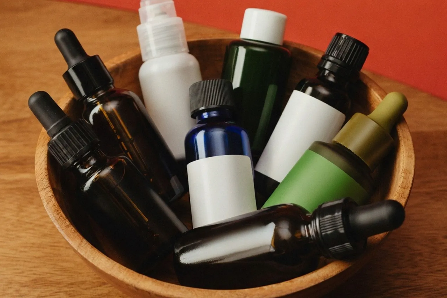 Stop the Beard Itch: 8 Effective Oils to Soothe Dry Skin and Soften Coarse Hair
